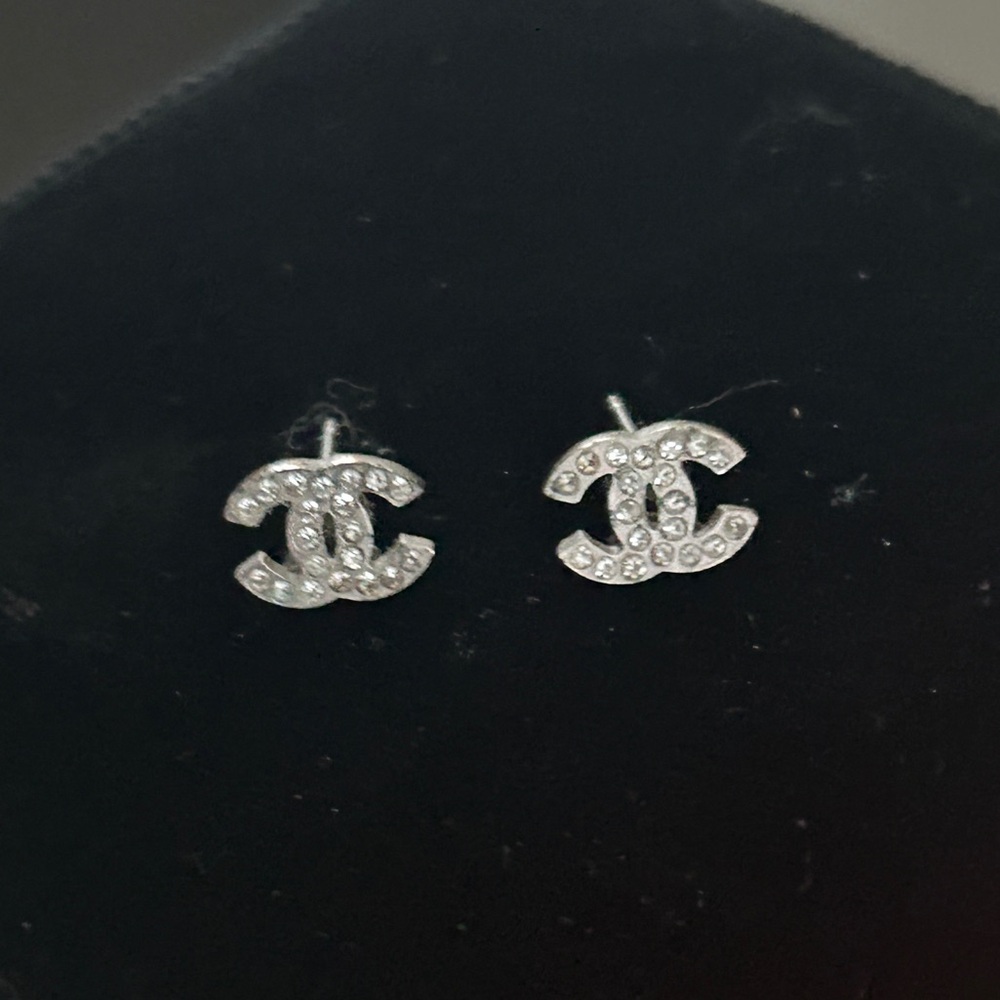 Chanel micro cc earrings silver used